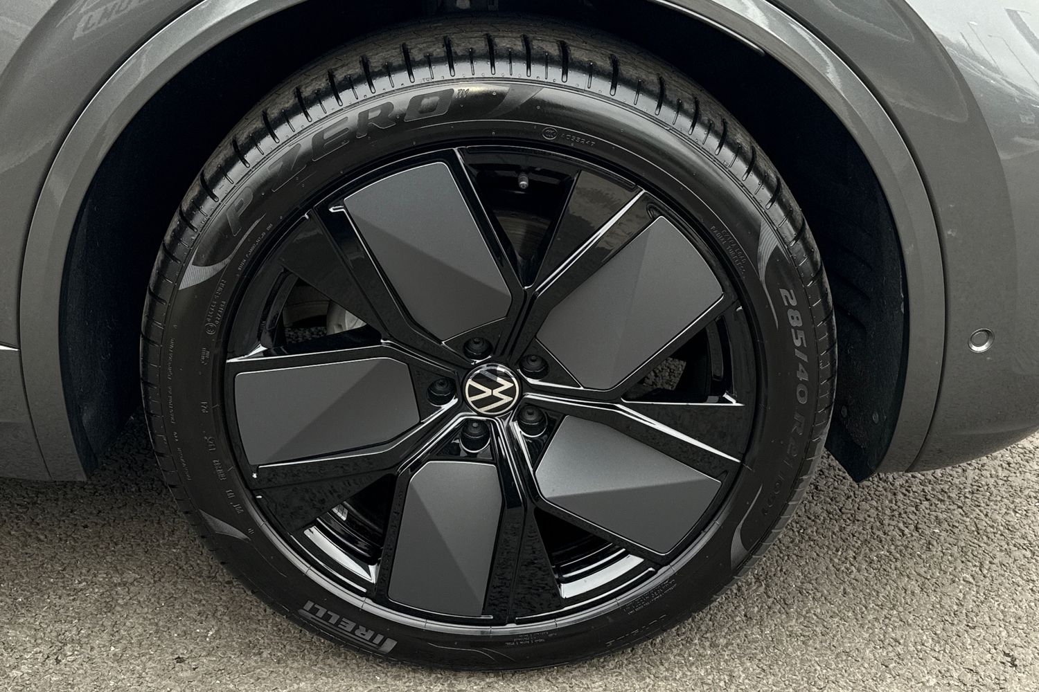 Used Volkswagen Touareg 2025 for sale - 77068786: Photo 13