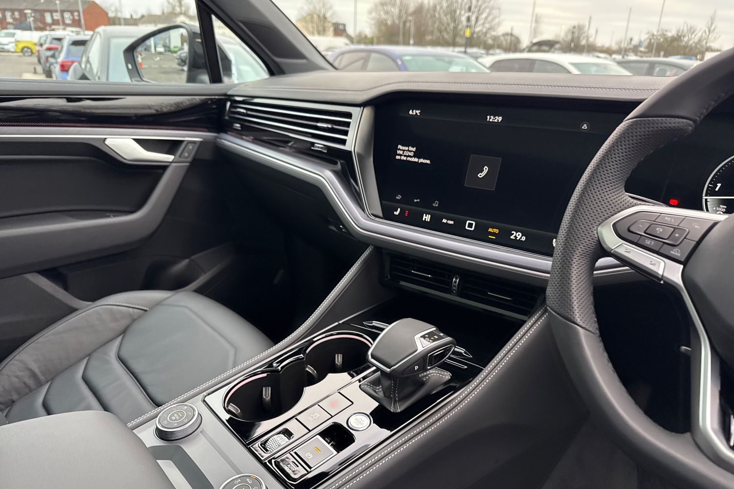 Used Volkswagen Touareg 2025 for sale - 77068786: Photo 20