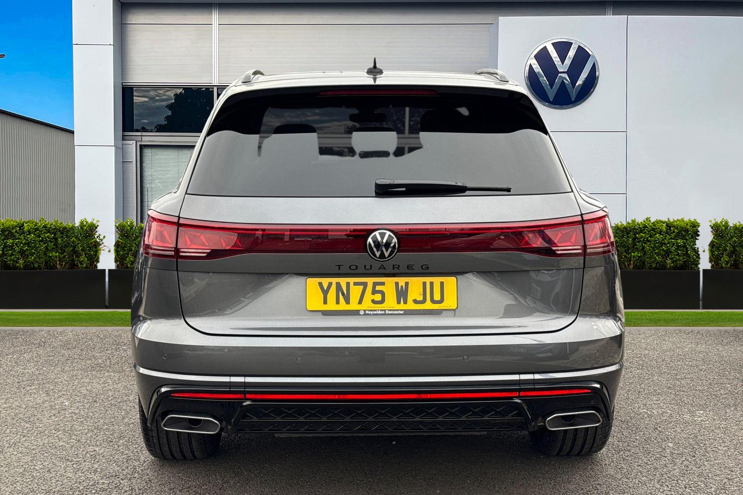 Used Volkswagen Touareg 2025 for sale - 77068786: Photo 4