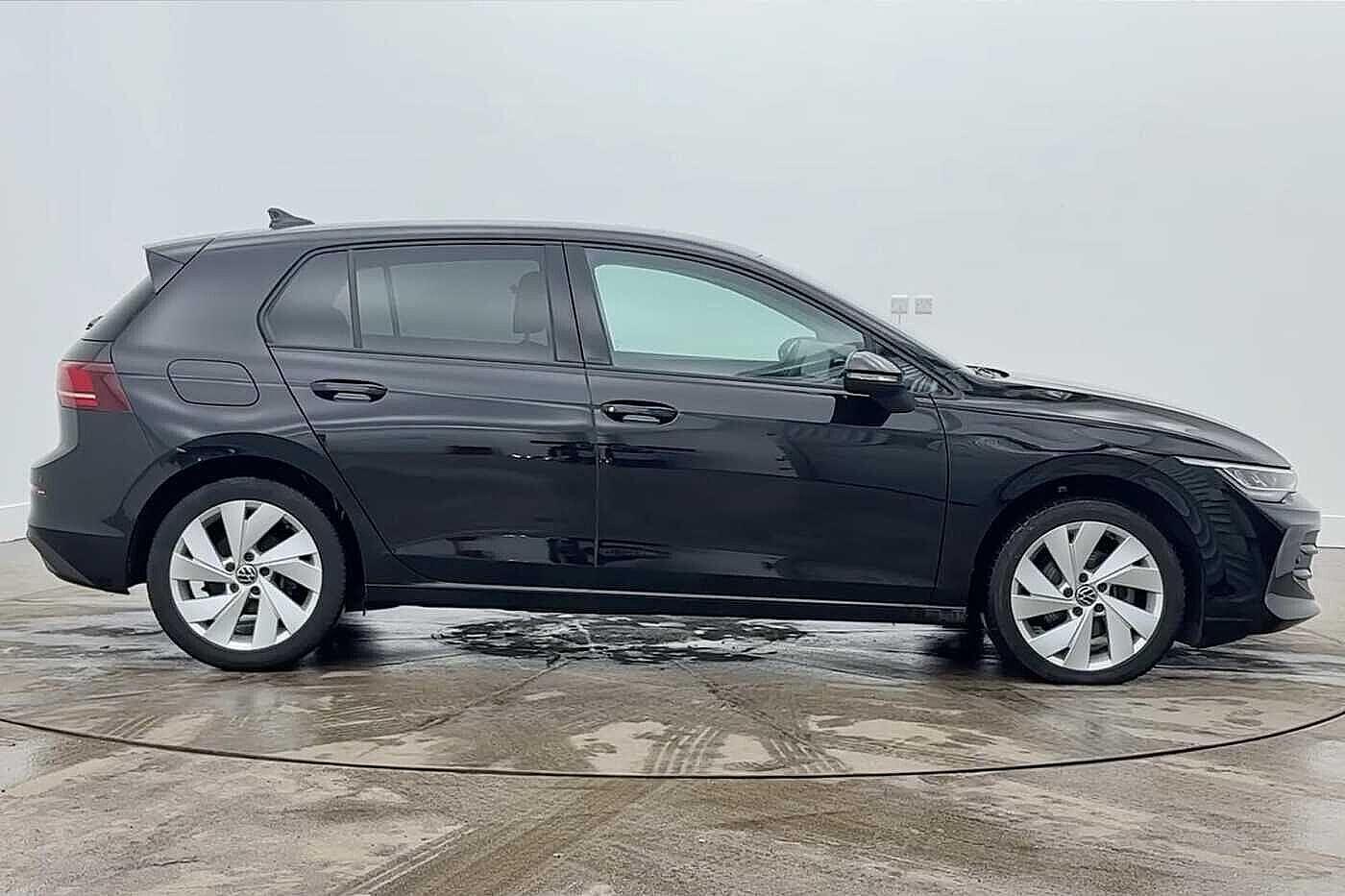 Used Volkswagen Golf 2024 for sale - 77287131: Photo 4