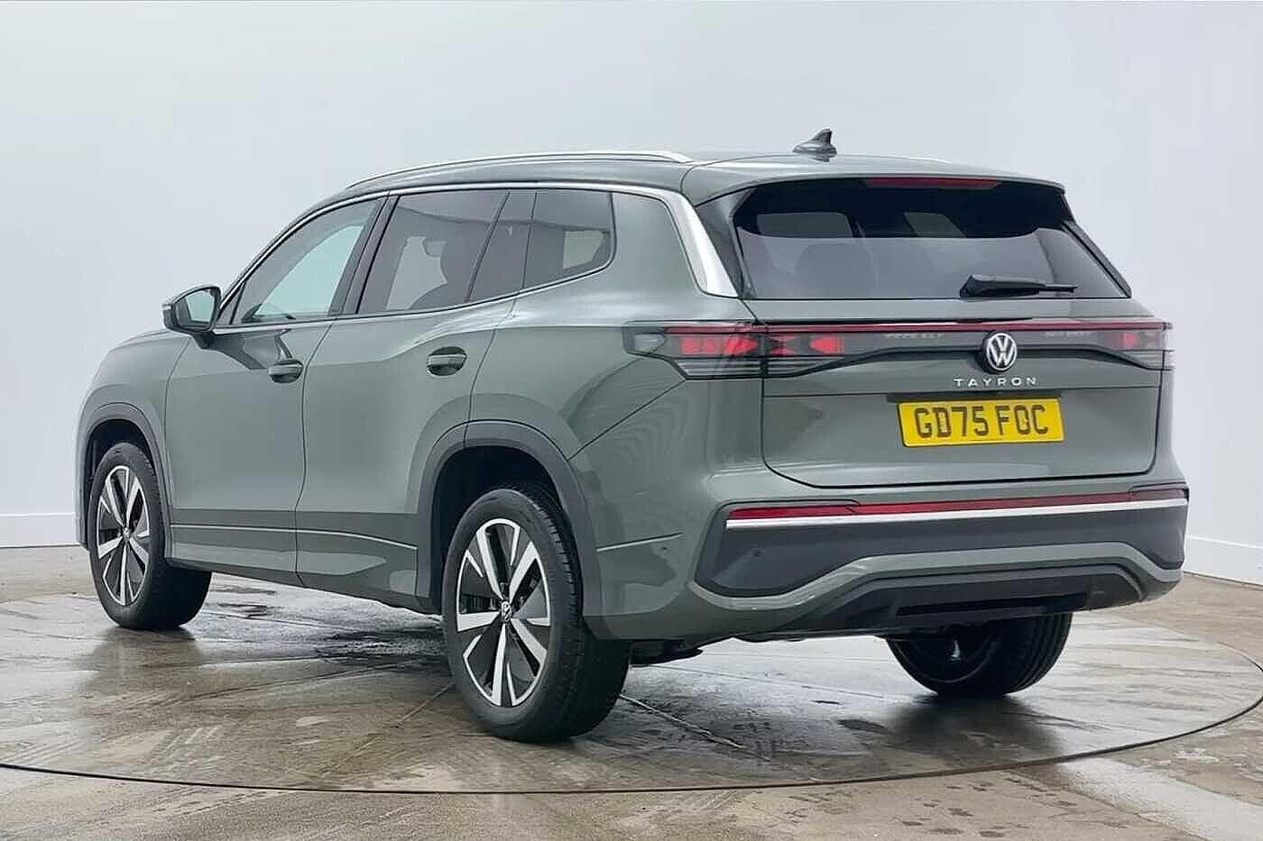 Used Volkswagen Touran 2026 for sale - 77935726: Photo 3