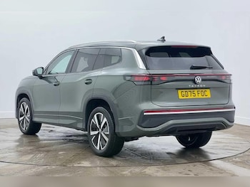 Used Volkswagen Touran 2026 for sale - 77935726: Photo