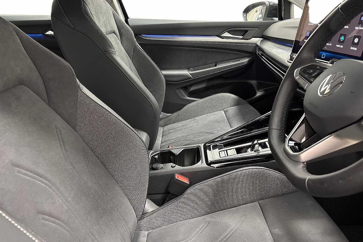 Used Volkswagen Golf 2025 for sale - 76520044: Photo 5