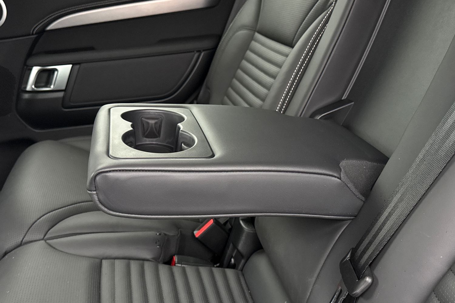 Used Land Rover Discovery 2025 for sale - 77334262: Photo 32