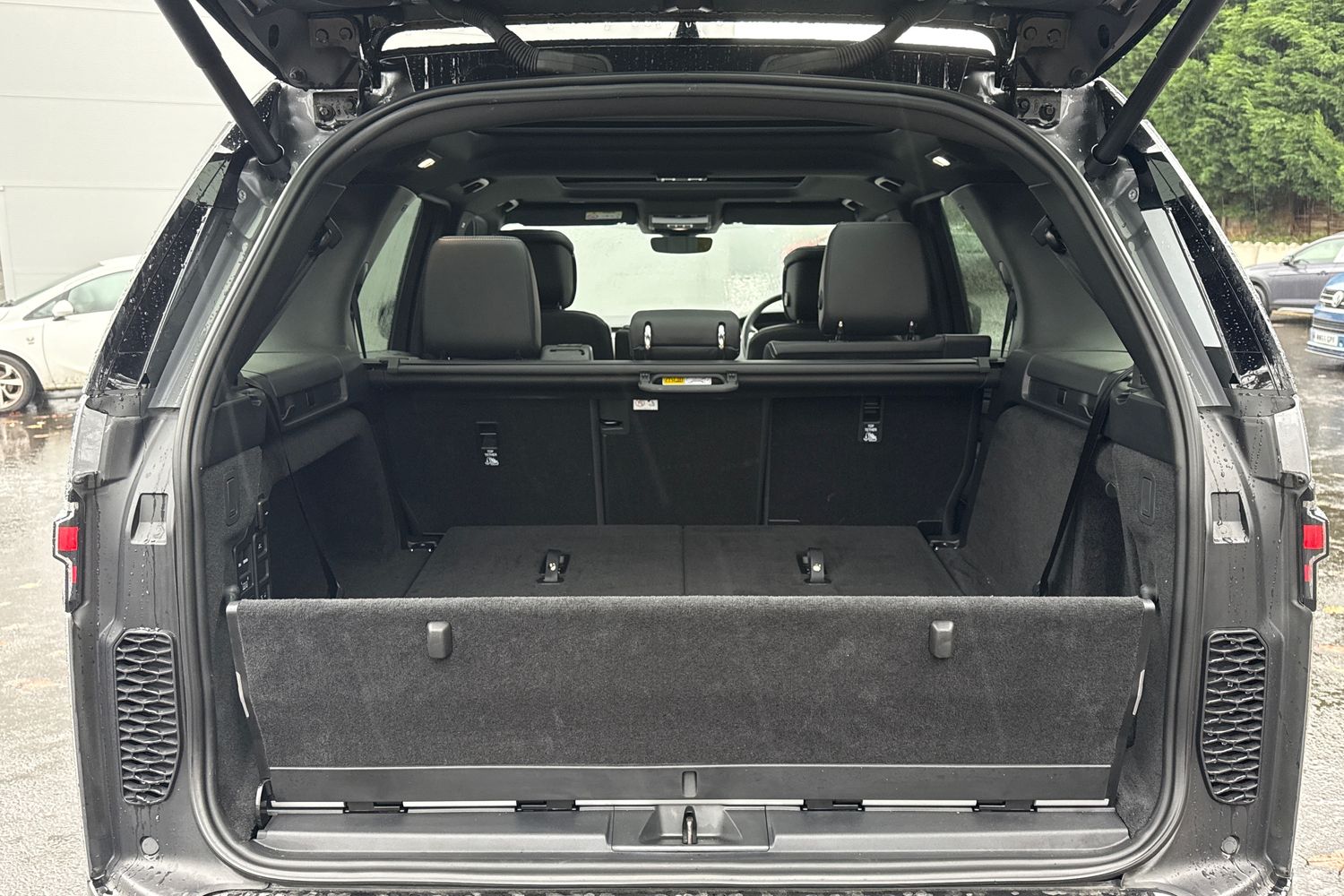 Used Land Rover Discovery 2025 for sale - 77334262: Photo 7