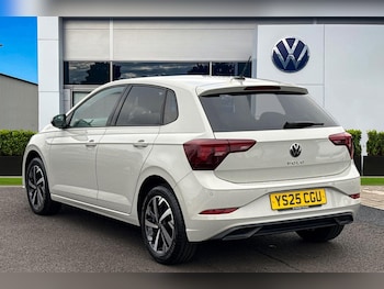 Used Volkswagen Polo 2025 for sale - 77068758: Photo