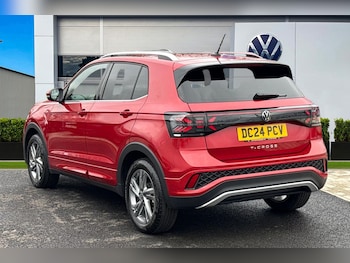 Used Volkswagen T-Cross 2024 for sale - 77886430: Photo