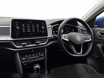 Used Volkswagen T-Roc 2025 for sale - 79418708: Photo