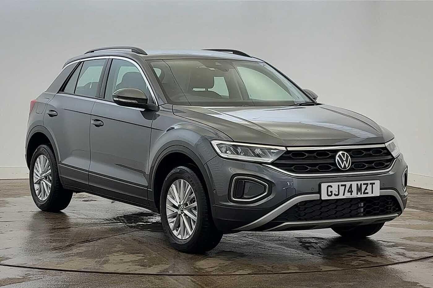 Used Volkswagen T-Roc 2024 for sale - 76546220: Photo 1