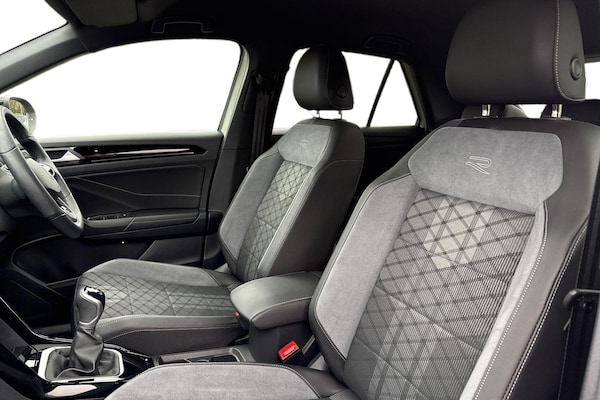 Used Volkswagen T-Roc 2023 for sale - 76220163: Photo 16