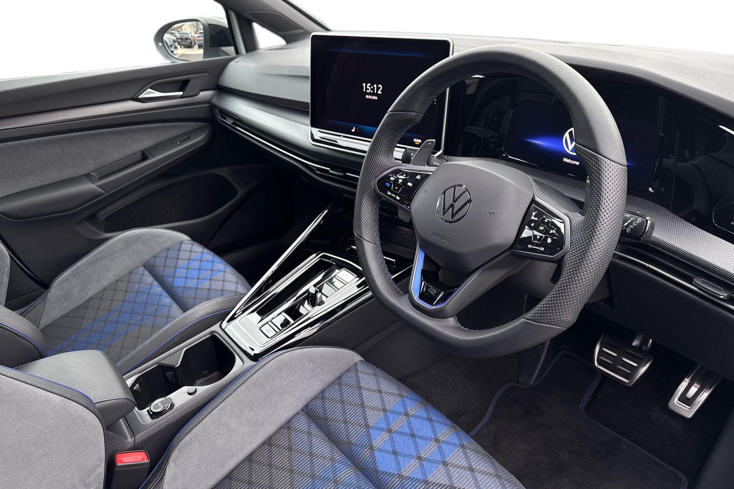 Used Volkswagen Golf 2025 for sale - 77812526: Photo 14