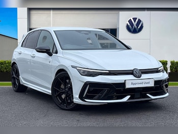 Used Volkswagen Golf 2025 for sale - 77812526: Photo