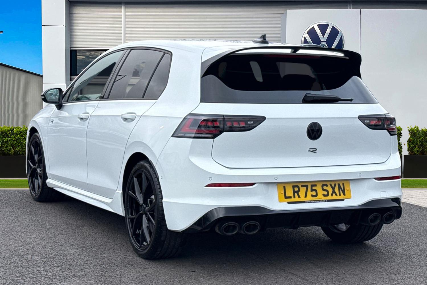 Used Volkswagen Golf 2025 for sale - 77812526: Photo 2