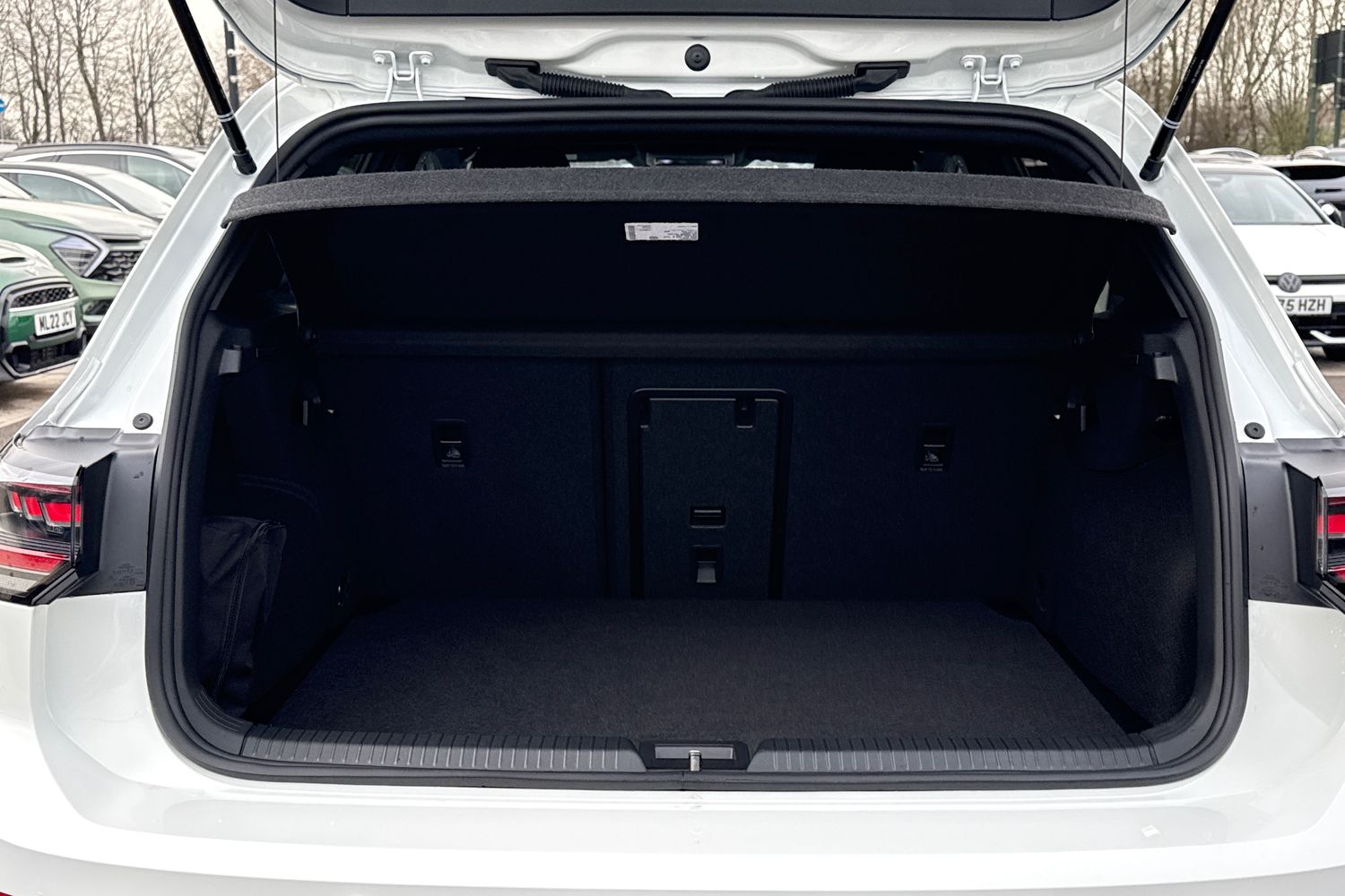 Used Volkswagen Golf 2025 for sale - 77812526: Photo 7