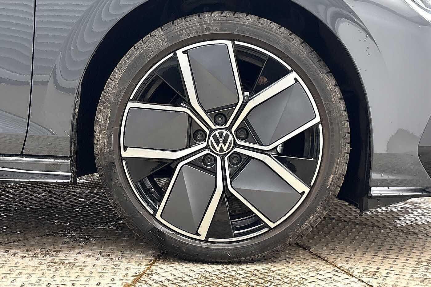 Used Volkswagen Golf 2025 for sale - 78079148: Photo 5