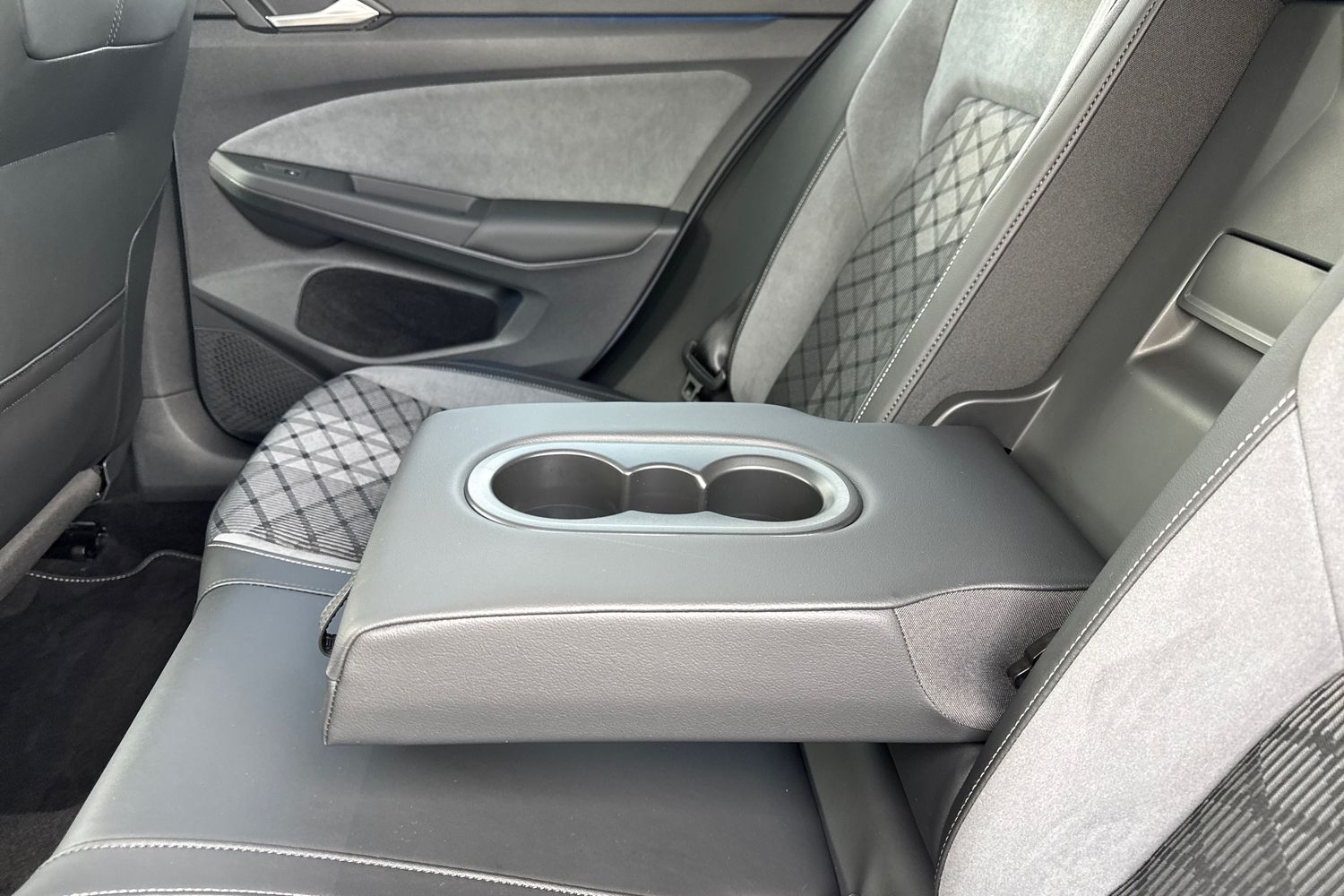 Used Volkswagen Golf 2024 for sale - 77719221: Photo 28