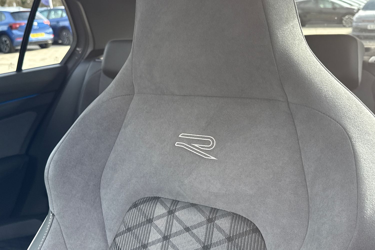 Used Volkswagen Golf 2024 for sale - 77719221: Photo 32