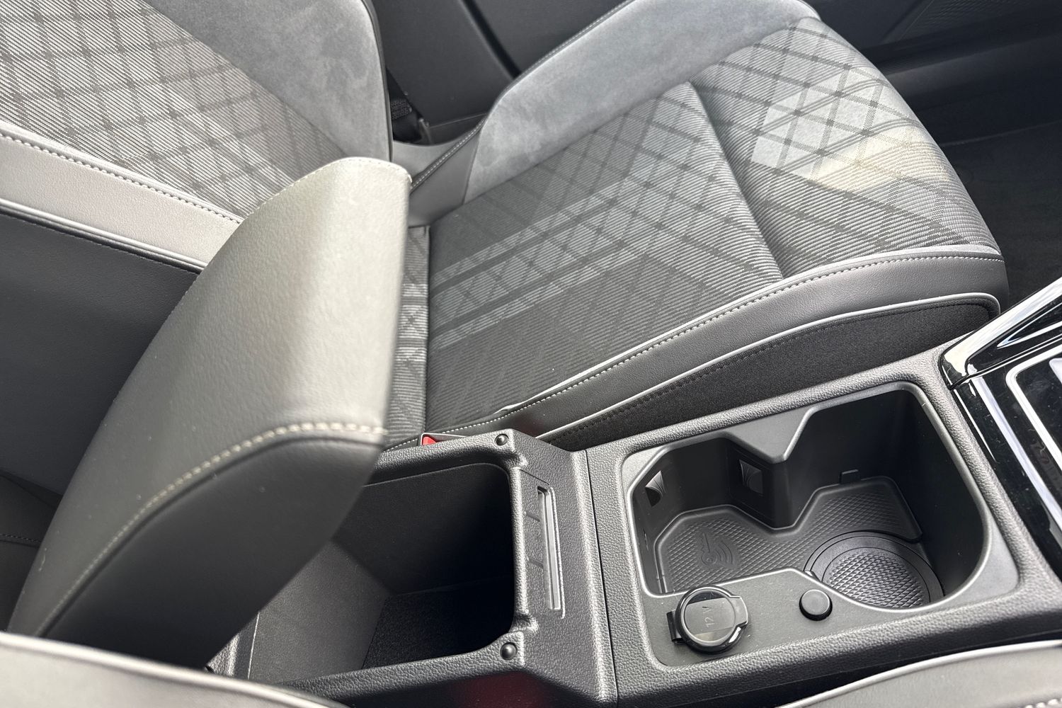 Used Volkswagen Golf 2024 for sale - 77719221: Photo 39