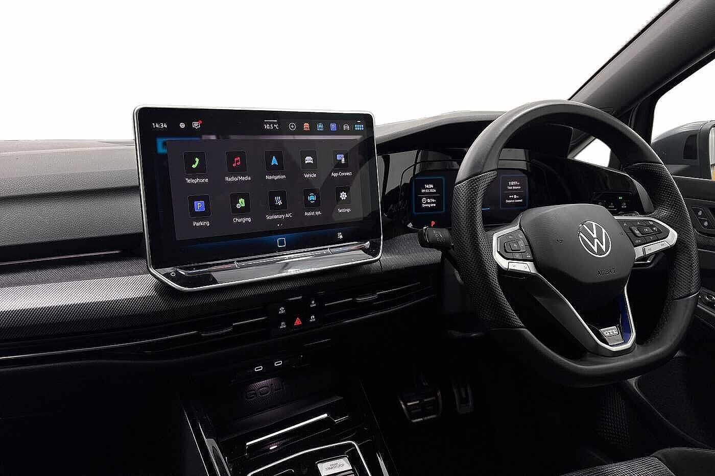 Used Volkswagen Golf 2025 for sale - 77582853: Photo 2