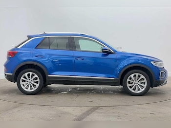 Used Volkswagen T-Roc 2025 for sale - 79418809: Photo
