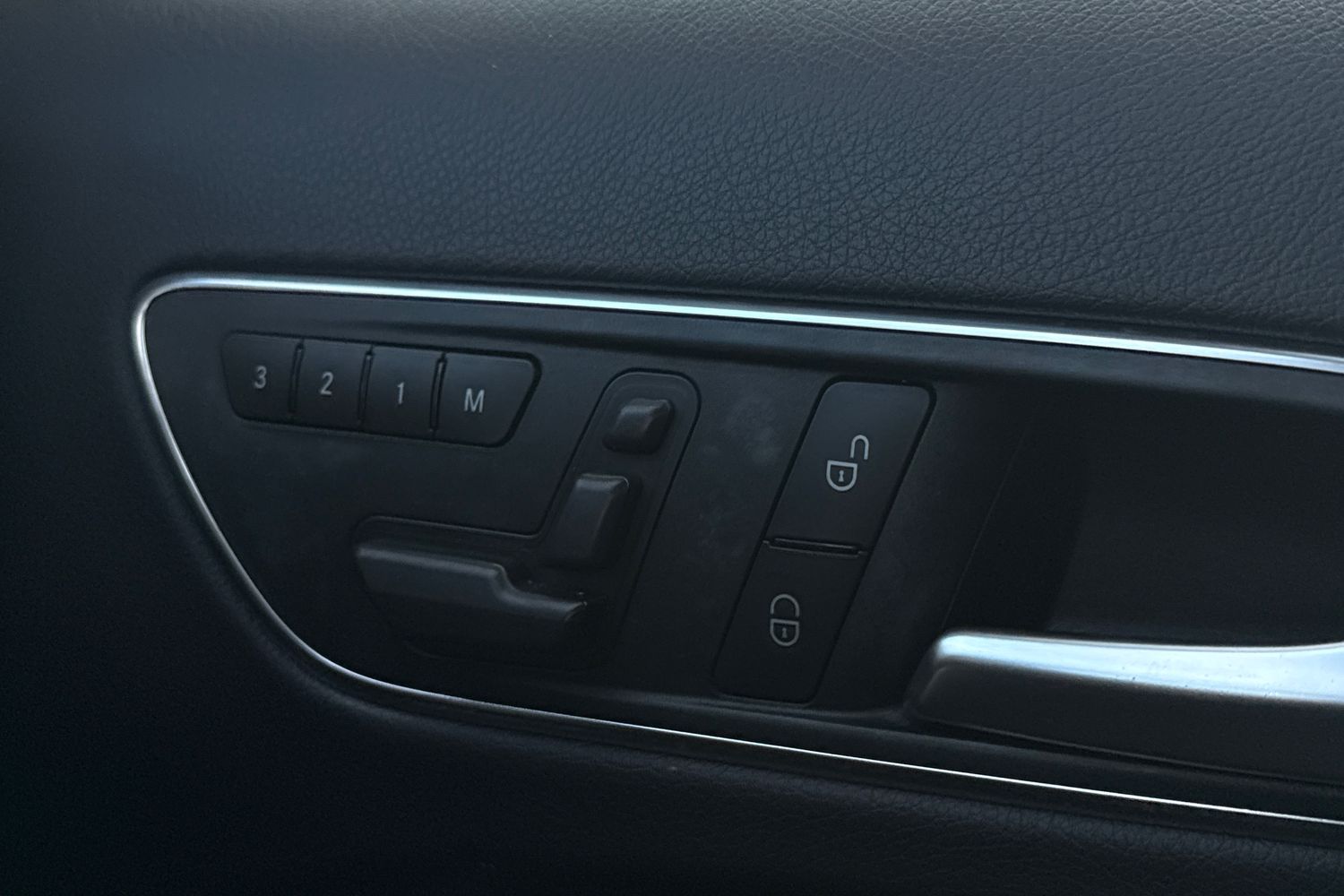 Used Mercedes-Benz GLA 2015 for sale - 76535116: Photo 20