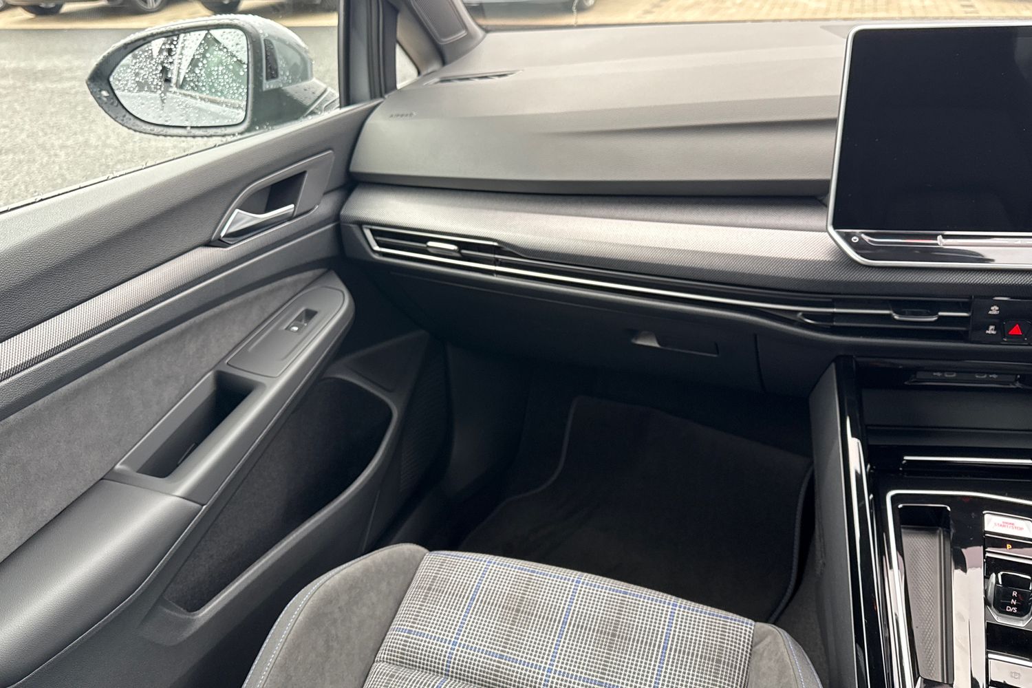 Used Volkswagen Golf 2025 for sale - 77382382: Photo 20