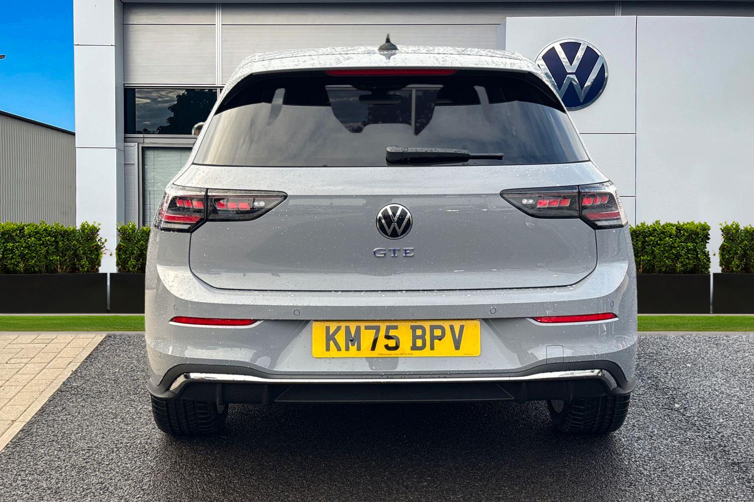 Used Volkswagen Golf 2025 for sale - 77382382: Photo 4