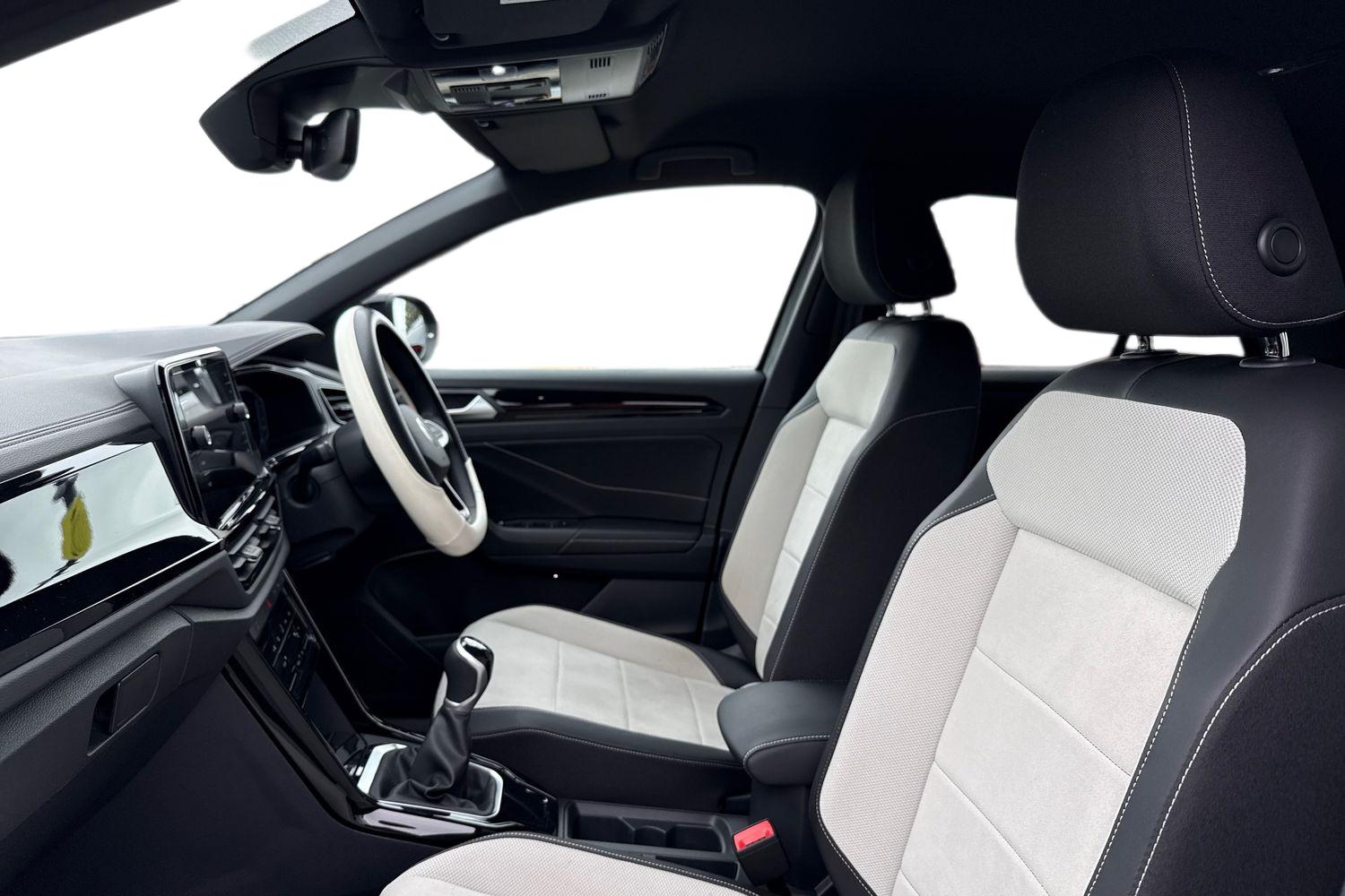 Used Volkswagen T-Roc 2023 for sale - 76185965: Photo 16