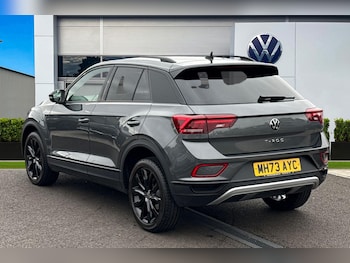 Used Volkswagen T-Roc 2023 for sale - 76185965: Photo 2