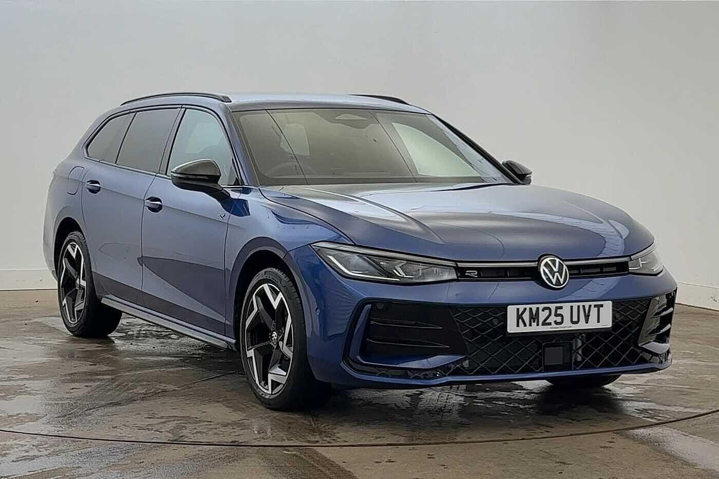 Used Volkswagen Passat 2025 for sale - 76896153: Photo 1