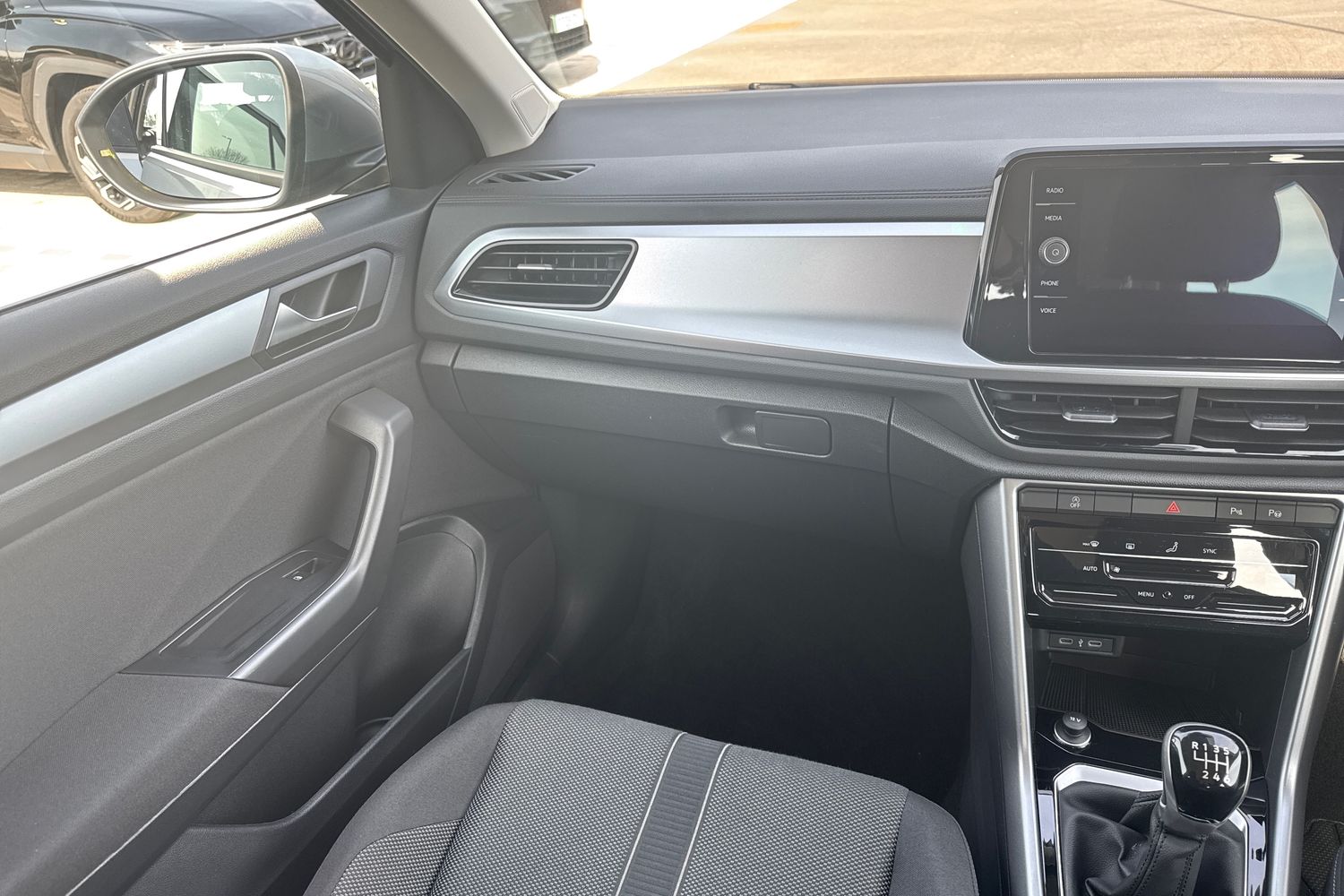 Used Volkswagen T-Roc 2023 for sale - 77961384: Photo 19