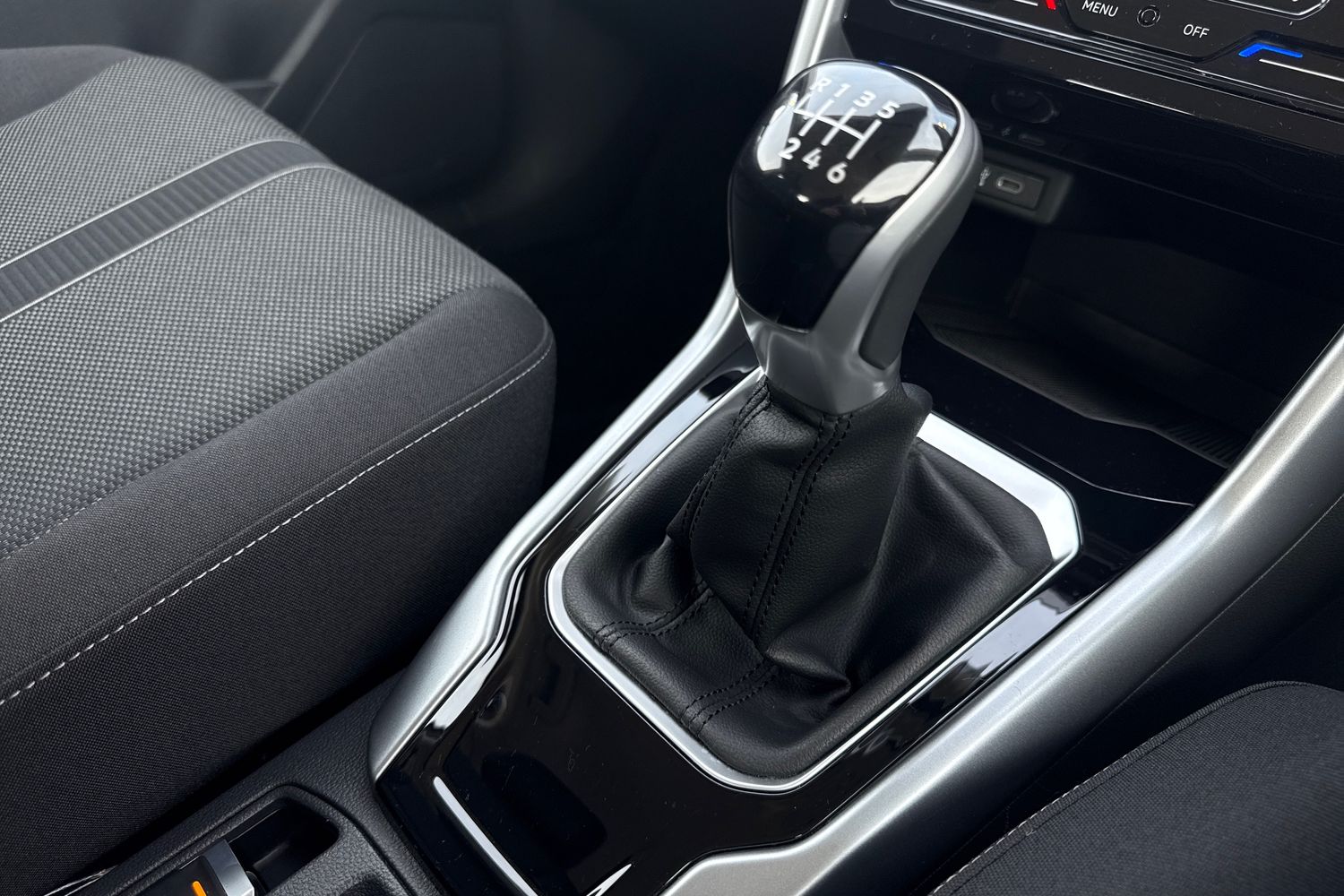 Used Volkswagen T-Roc 2023 for sale - 77961384: Photo 33