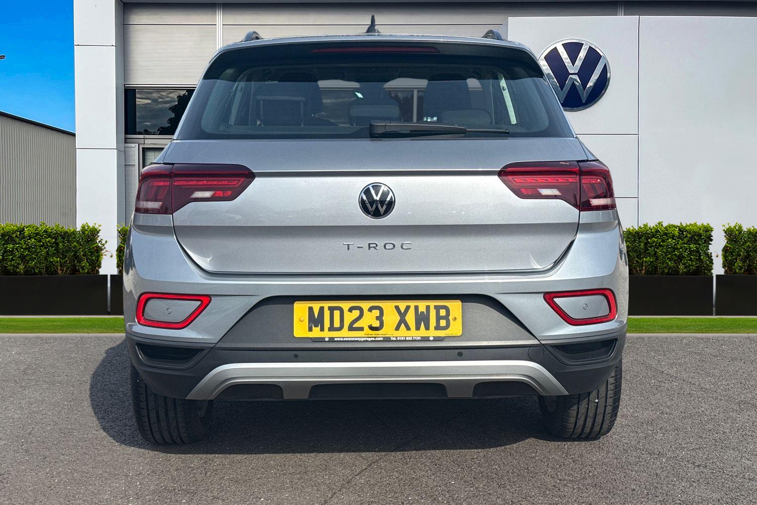 Used Volkswagen T-Roc 2023 for sale - 77961384: Photo 4