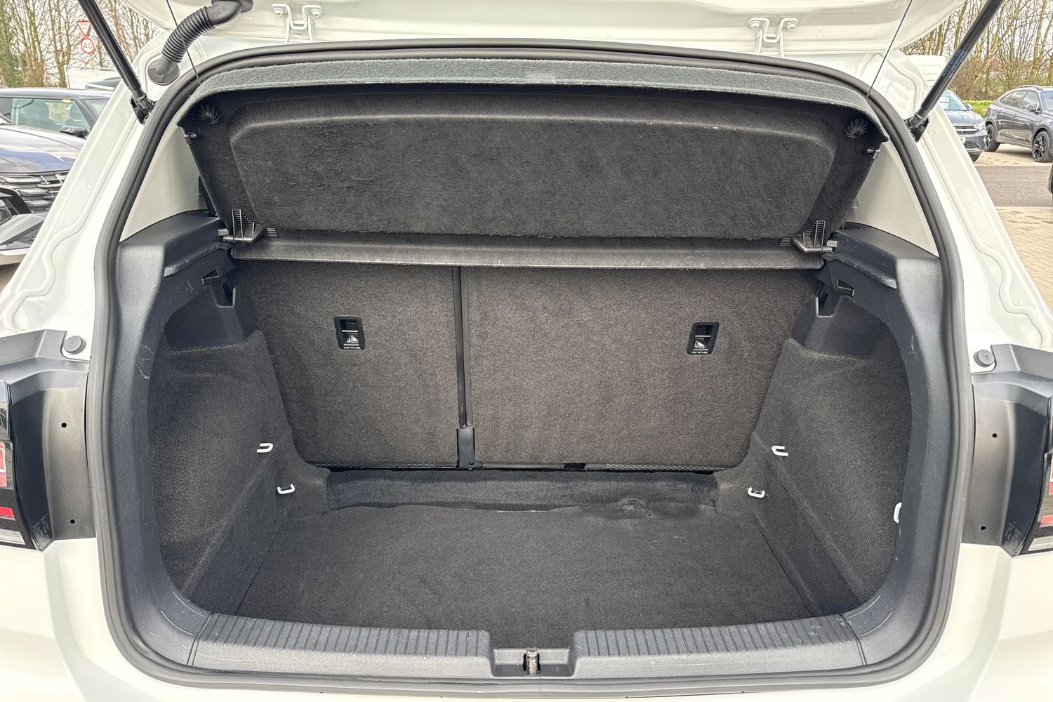 Used Volkswagen T-Cross 2020 for sale - 77774148: Photo 7