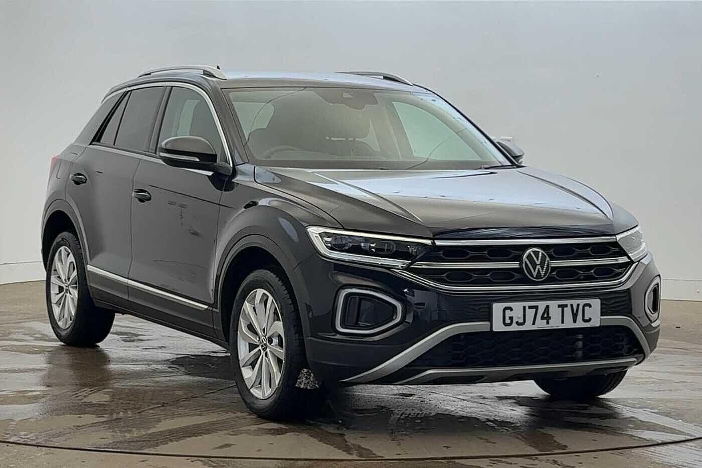 Used Volkswagen T-Roc 2024 for sale - 76665165: Photo 1