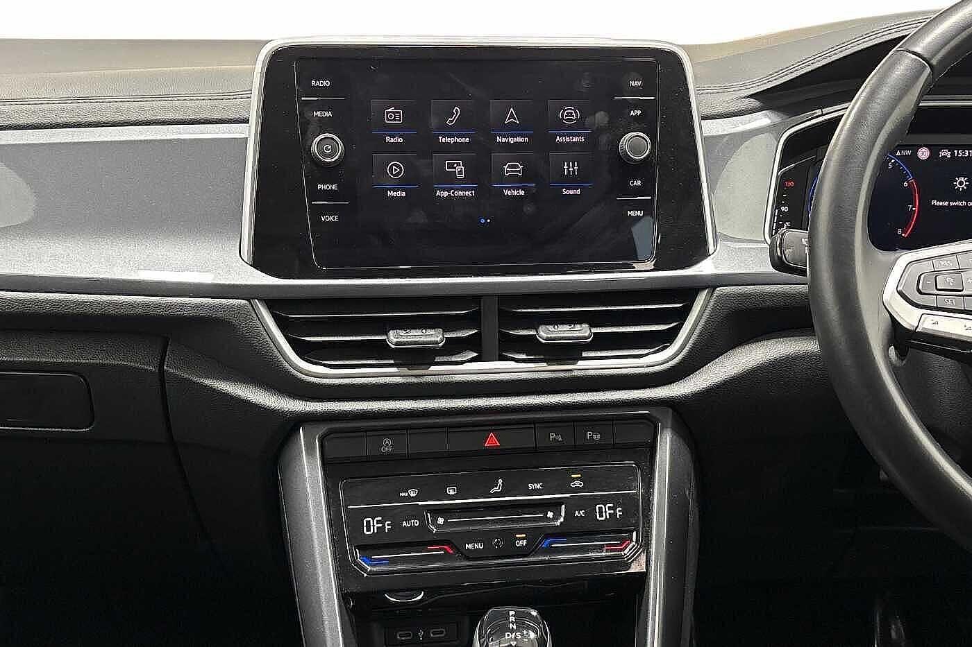 Used Volkswagen T-Roc 2024 for sale - 76665165: Photo 12