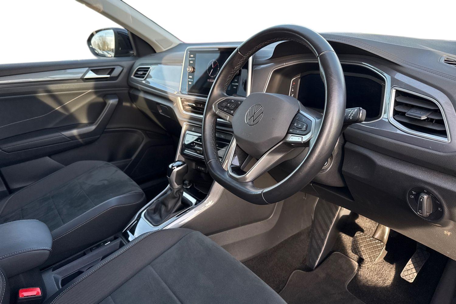 Used Volkswagen T-Roc 2024 for sale - 76665165: Photo 14