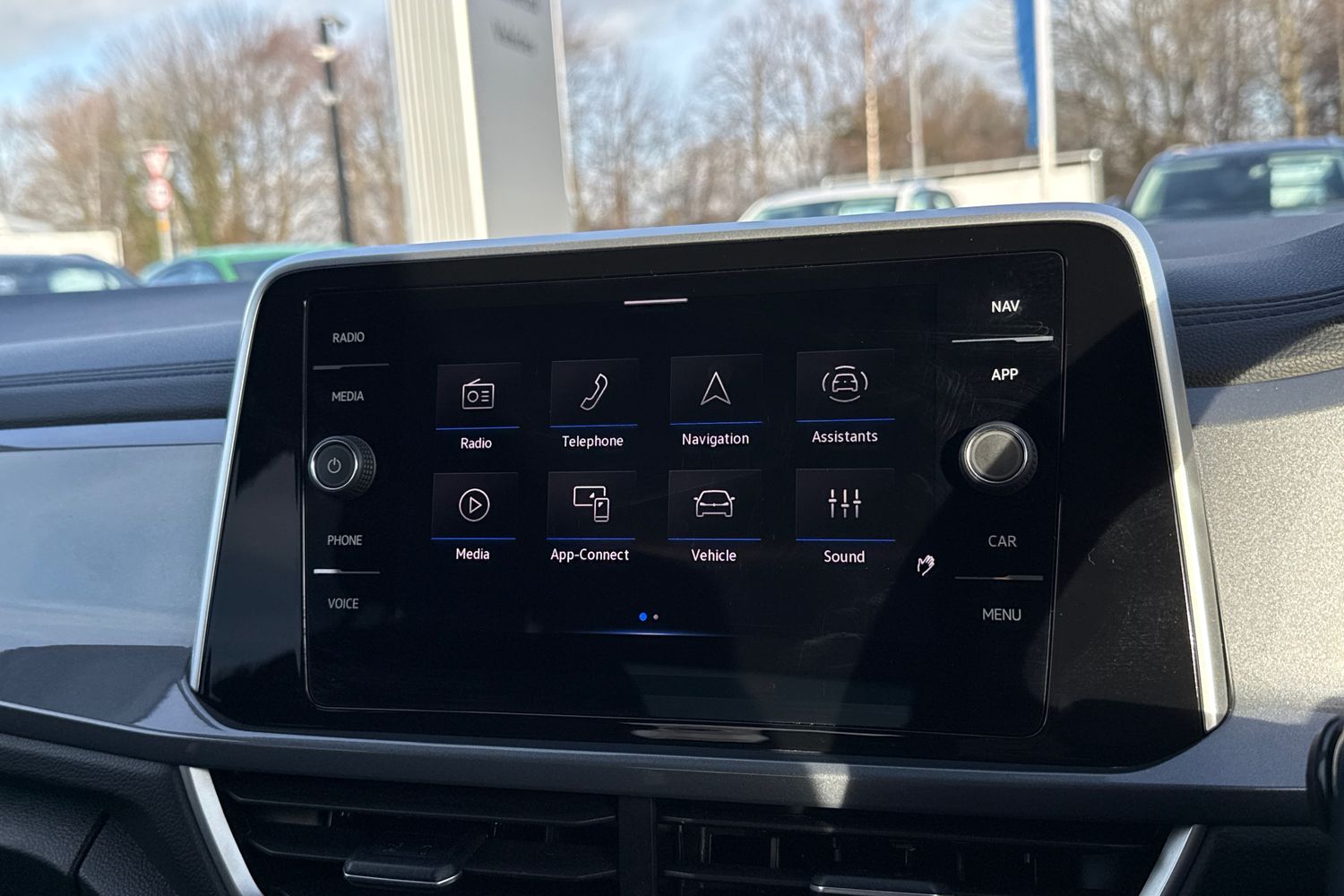 Used Volkswagen T-Roc 2024 for sale - 76665165: Photo 36