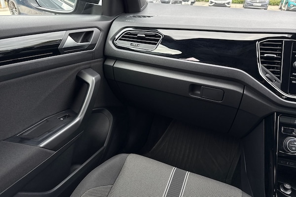 Used Volkswagen T-Roc 2021 for sale - 76242714: Photo 20