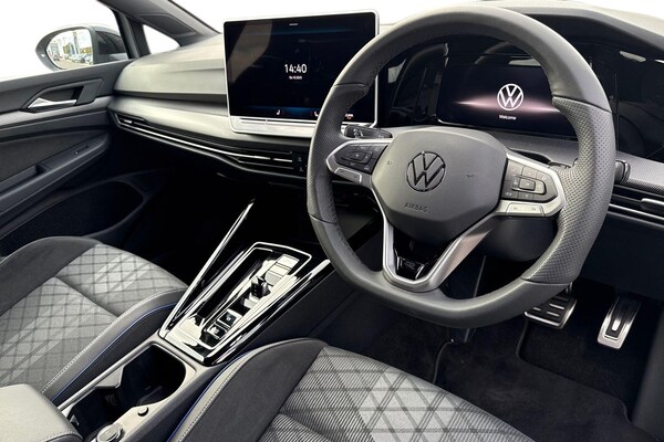 Used Volkswagen Golf 2025 for sale - 76185988: Photo 14