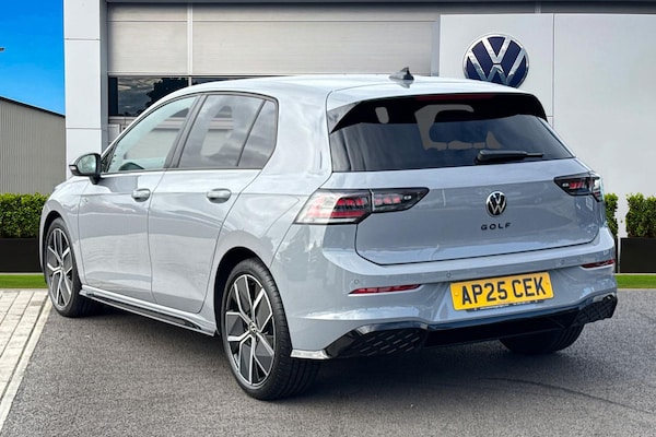 Used Volkswagen Golf 2025 for sale - 76185988: Photo 2