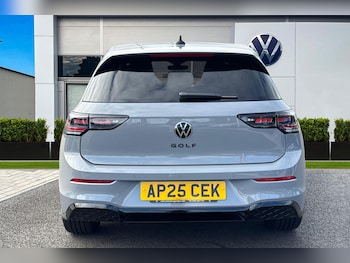 Used Volkswagen Golf 2025 for sale - 76185988: Photo 4