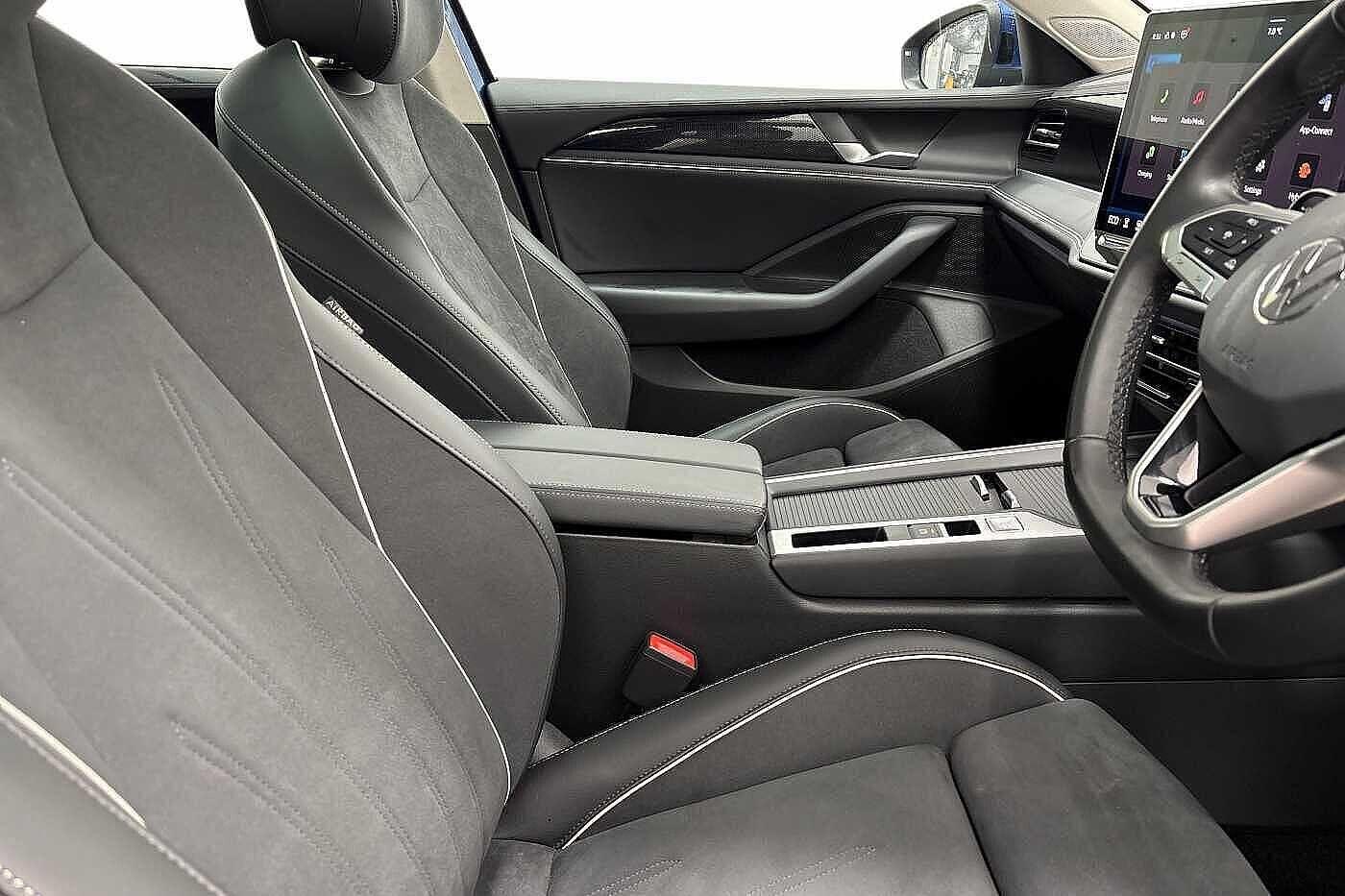 Used Volkswagen Passat 2025 for sale - 77493960: Photo 10