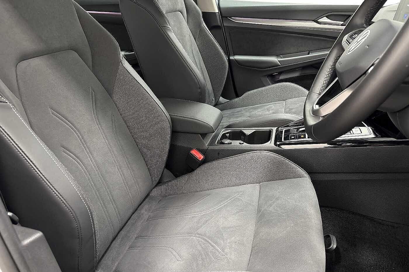 Used Volkswagen Golf 2025 for sale - 76711734: Photo 10