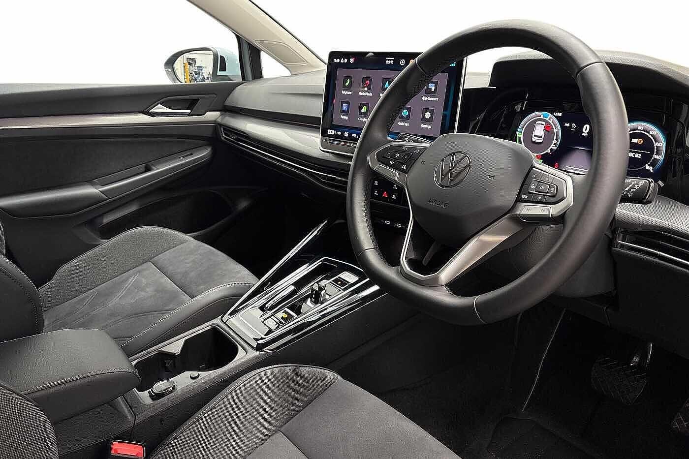 Used Volkswagen Golf 2025 for sale - 76711734: Photo 6