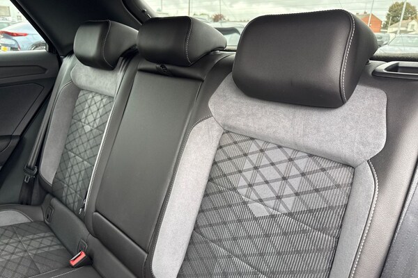 Used Volkswagen T-Roc 2023 for sale - 76236805: Photo 19