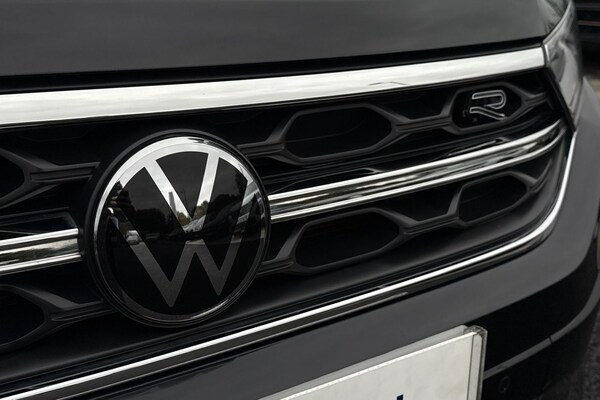 Used Volkswagen T-Roc 2023 for sale - 76236805: Photo 28
