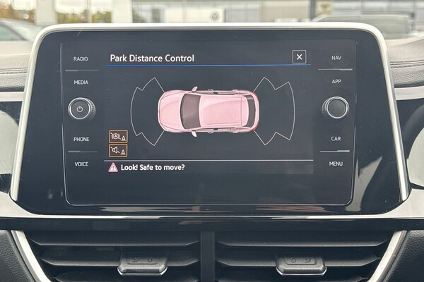 Used Volkswagen T-Roc 2023 for sale - 76236805: Photo 43