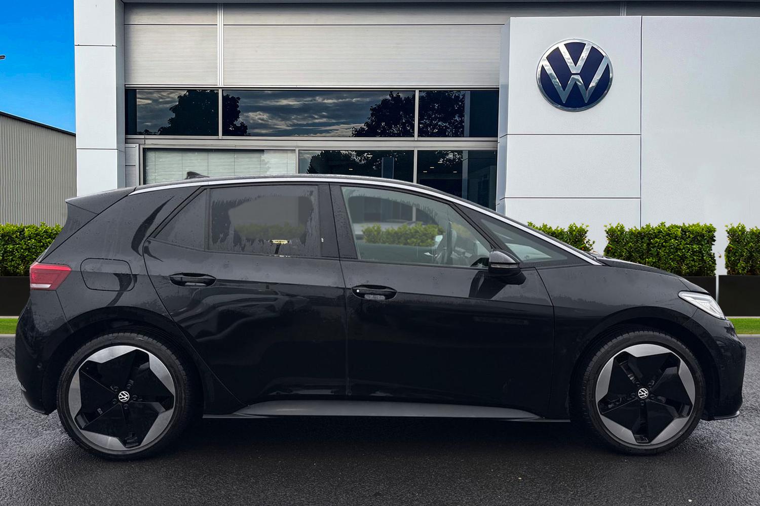 Used Volkswagen ID.3 2025 for sale - 77527306: Photo 3