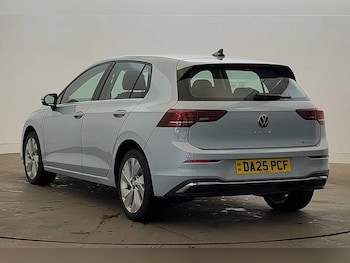 Used Volkswagen Golf 2025 for sale - 76207029: Photo 3
